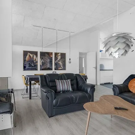 Tatil Evi Sommerhuset Bøtø By