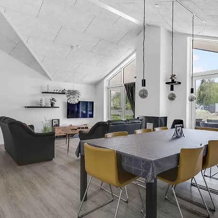 Tatil Evi Sommerhuset Bøtø By